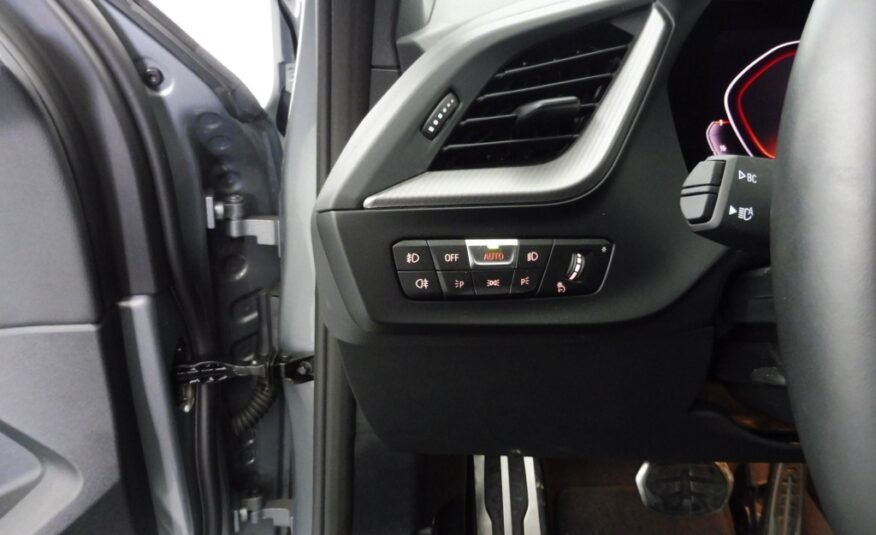 BMW SERIE 1 118I STEPTRONIC 136 M-SPORT