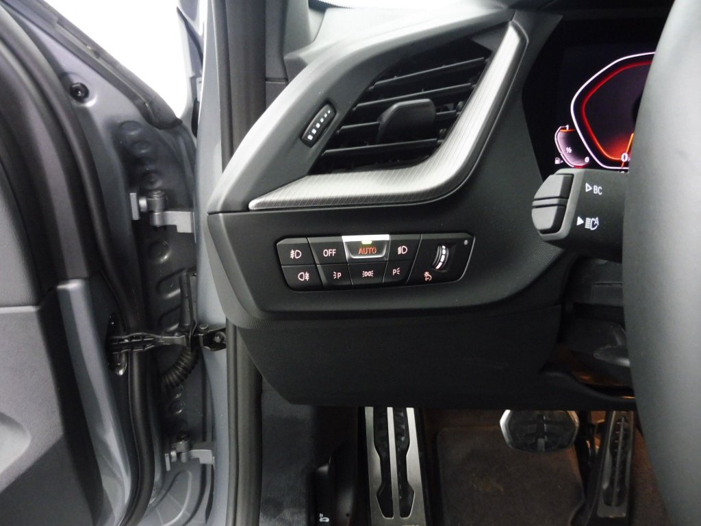 BMW SERIE 1 118I STEPTRONIC 136 M-SPORT