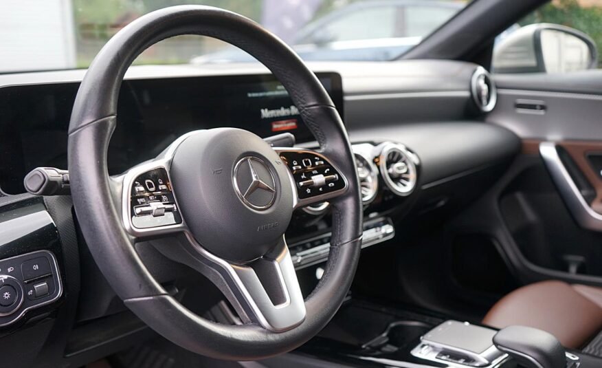 MERCEDES CLA II SHOOTING BREAK 180 D BUSINESS LINE 7G-DCT