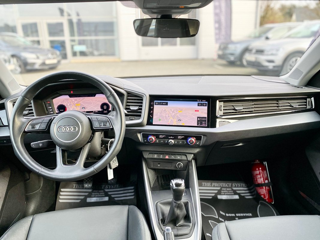 AUDI A1 II SPORTBACK 30 TFSI 116 BUSINESS LINE S