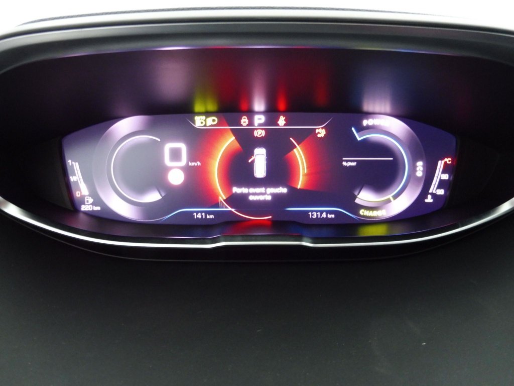 PEUGEOT 5008 HYBRID 136CH GT LINE E-DCS6
