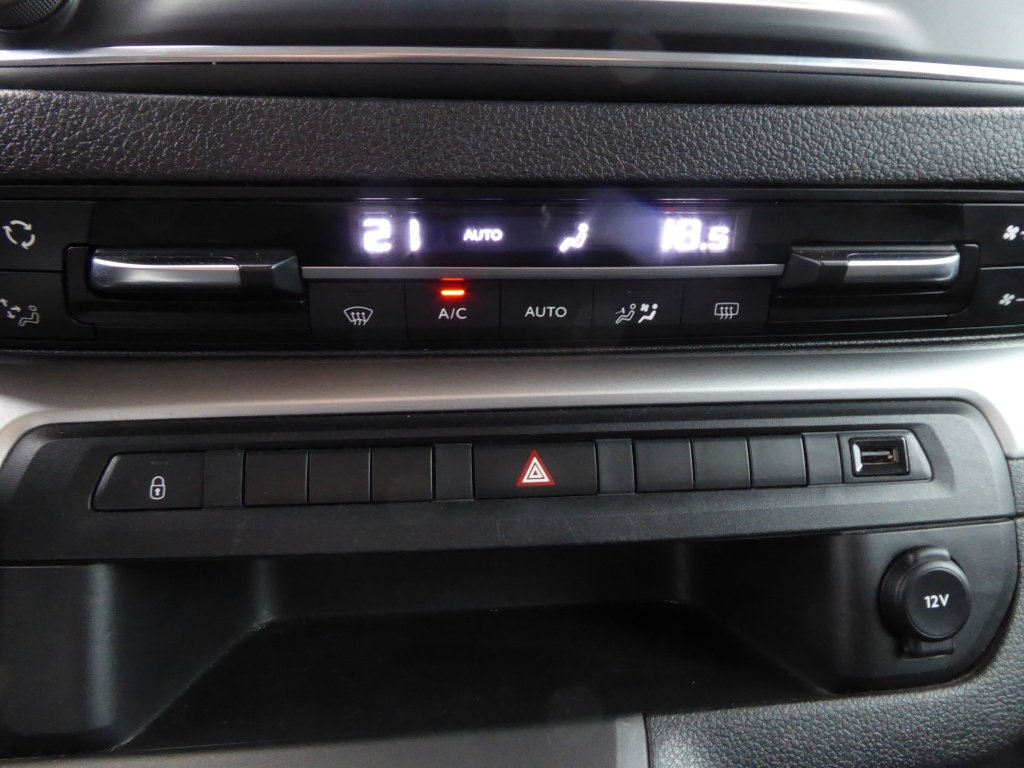 PEUGEOT TRAVELLER 1.5 BLUEHDI 120CH S&S LONG BUSINESS 9 PLACES