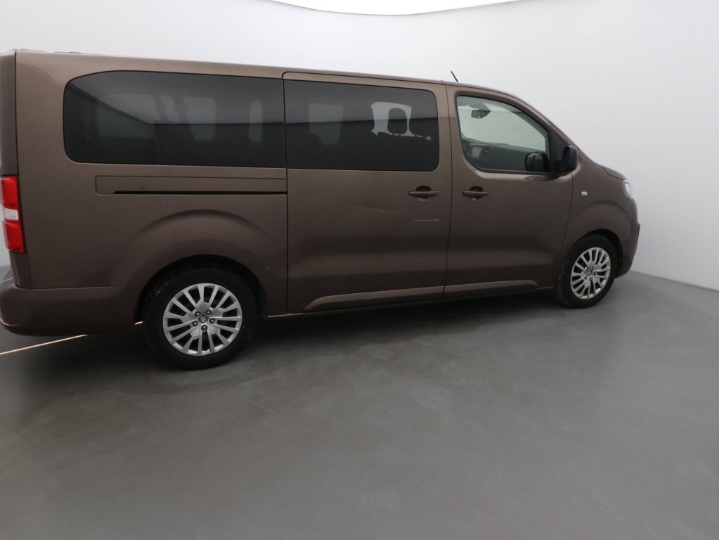 PEUGEOT TRAVELLER 1.5 BLUEHDI 120CH S&S LONG BUSINESS 9 PLACES