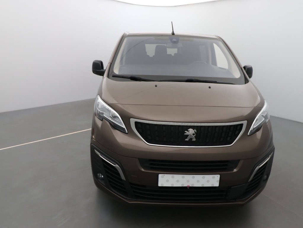 PEUGEOT TRAVELLER 1.5 BLUEHDI 120CH S&S LONG BUSINESS 9 PLACES