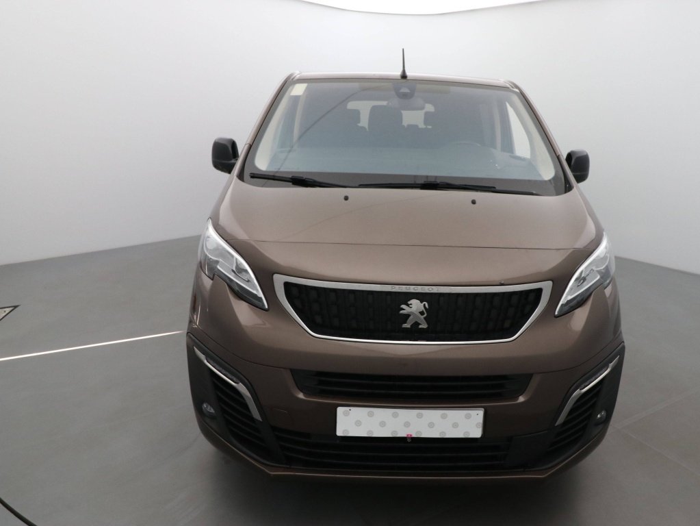 PEUGEOT TRAVELLER 1.5 BLUEHDI 120CH S&S LONG BUSINESS 9 PLACES