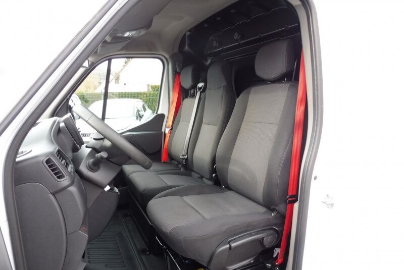 RENAULT MASTER III FG F3300 L2H2 2.3 BLUE DCI 135CH CONFORT EURO6
