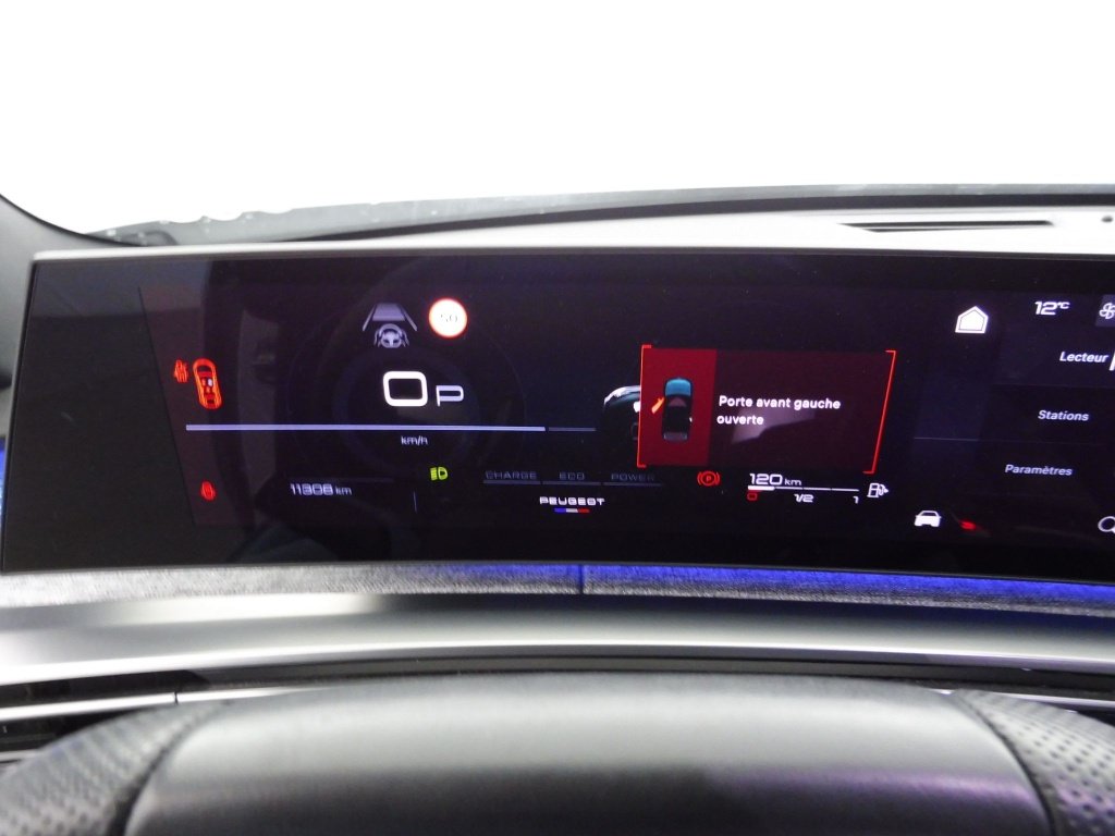 PEUGEOT 3008 HYBRID 136CH GT E-DCS6