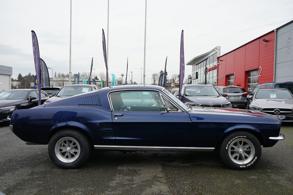 FORD MUSTANG FASTBACK GTA V8 220ch 1967