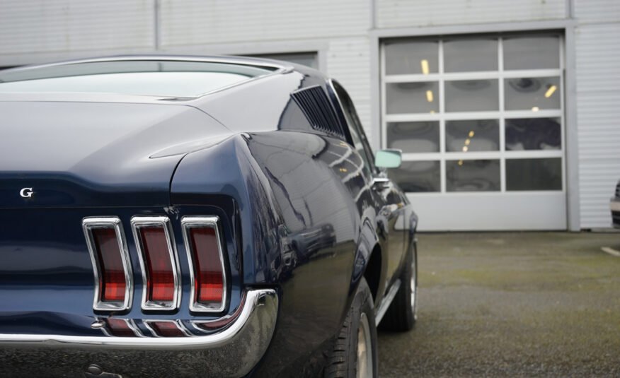 FORD MUSTANG FASTBACK GTA V8 220ch 1967