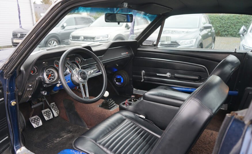 FORD MUSTANG FASTBACK GTA V8 220ch 1967