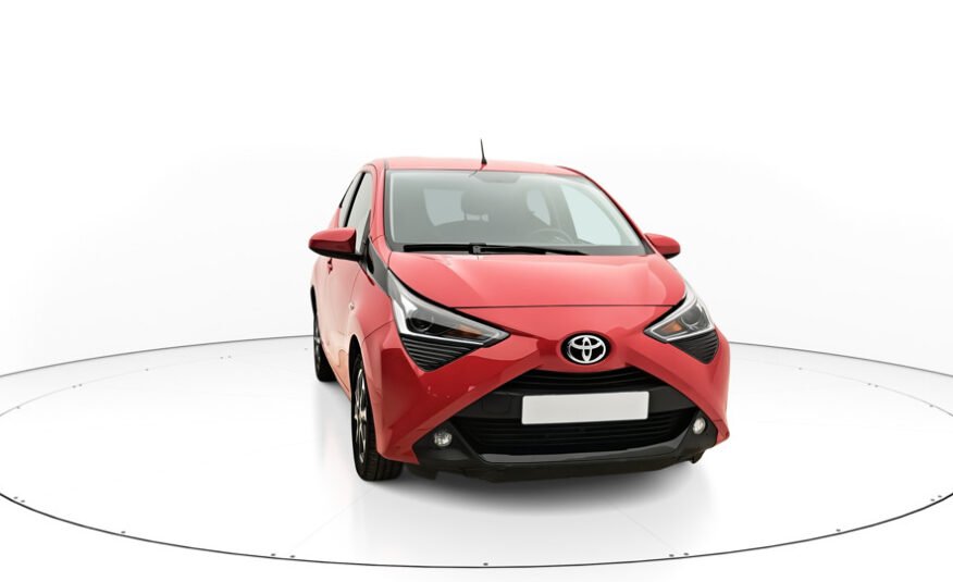 Toyota AYGO 1.0 VVTi 72ch X-PLAY