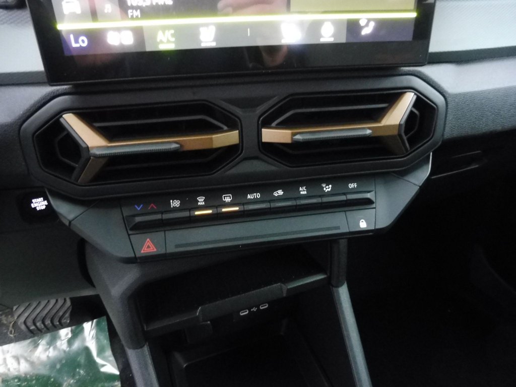 DACIA DUSTER 1.6 HYBRID 140CH JOURNEY 4X2
