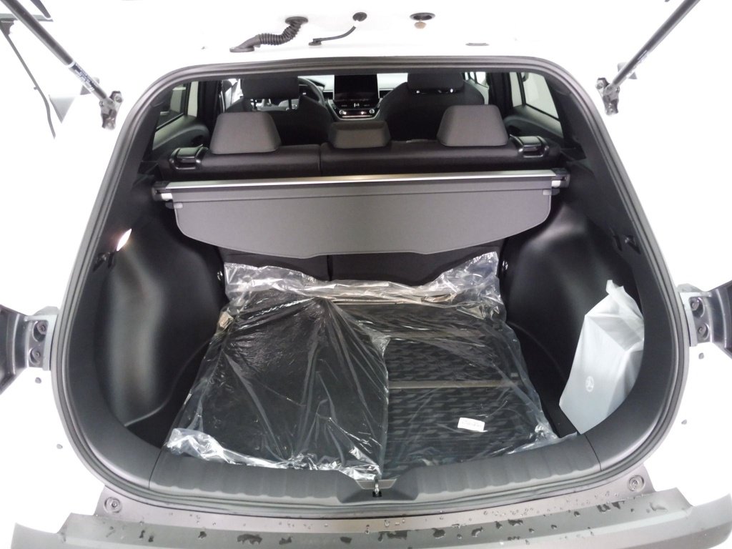 TOYOTA COROLLA CROSS ACTIVE DRIVE 1.8 VVTI HYBRID 140