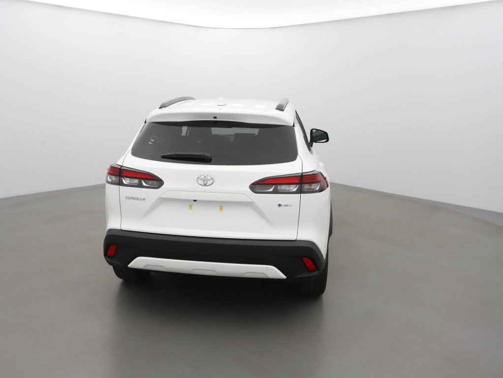 TOYOTA COROLLA CROSS ACTIVE DRIVE 1.8 VVTI HYBRID 140