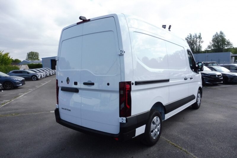 RENAULT MASTER IV FG F3500 L2H2 2.0 BLUE DCI 150CH EXTRA
