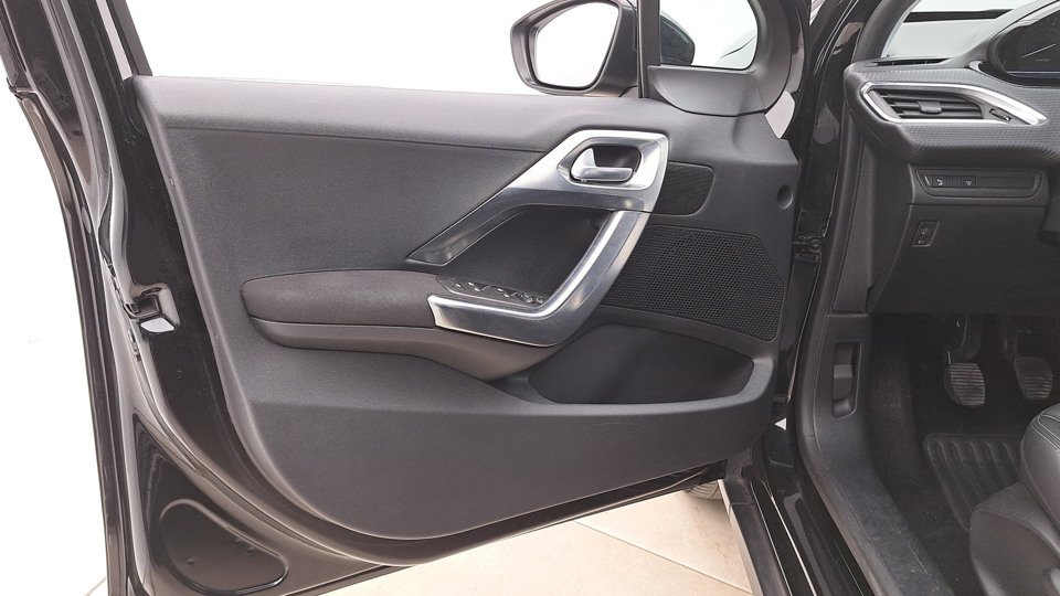 Peugeot 2008 1.2 PureTech S&S 110ch ALLURE