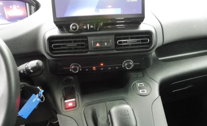 PEUGEOT RIFTER TAILLE M – 1.5 BLUEHDI 100CH S&S ALLURE 5 PLACES