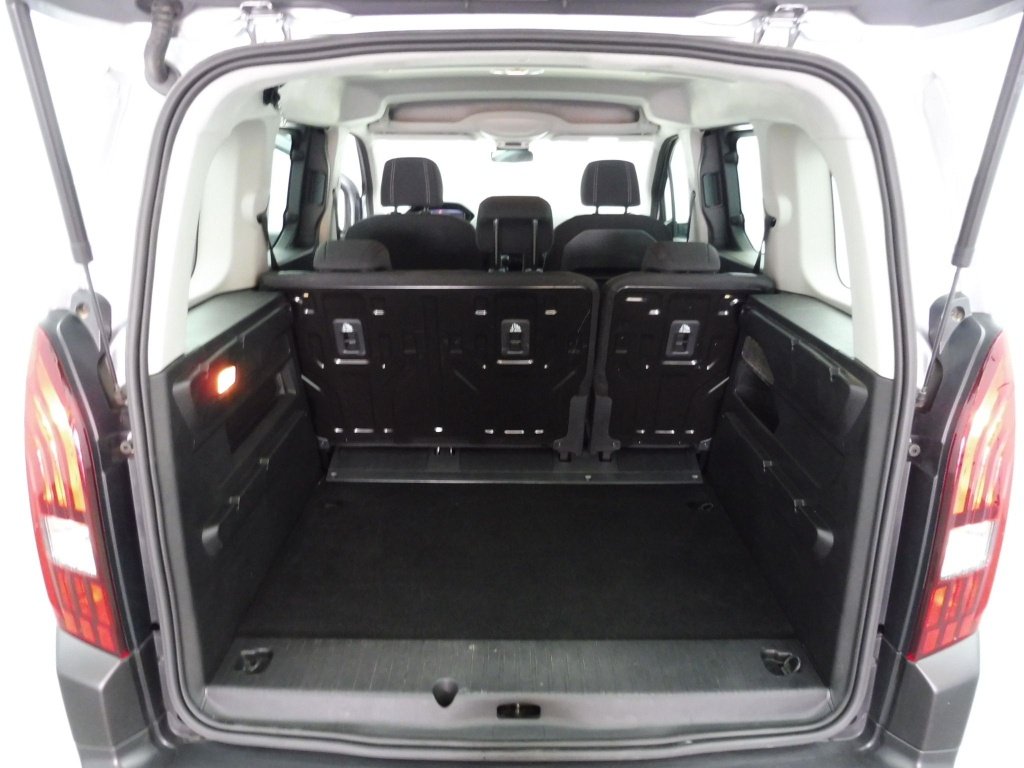 PEUGEOT RIFTER TAILLE M – 1.5 BLUEHDI 100CH S&S ALLURE 5 PLACES