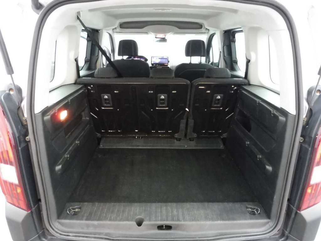 PEUGEOT RIFTER TAILLE M – 1.5 BLUEHDI 100CH S&S ALLURE 5 PLACES