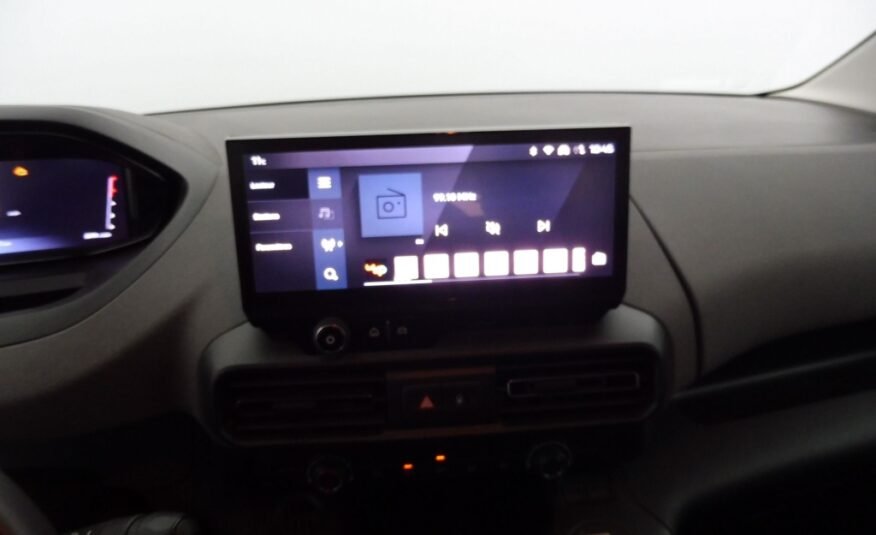 PEUGEOT RIFTER TAILLE M – 1.5 BLUEHDI 100CH S&S ALLURE 5 PLACES