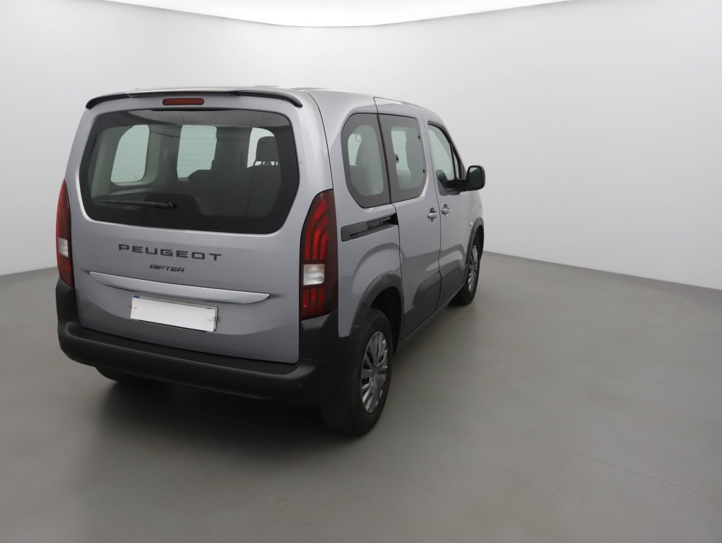 PEUGEOT RIFTER TAILLE M – 1.5 BLUEHDI 100CH S&S ALLURE 5 PLACES
