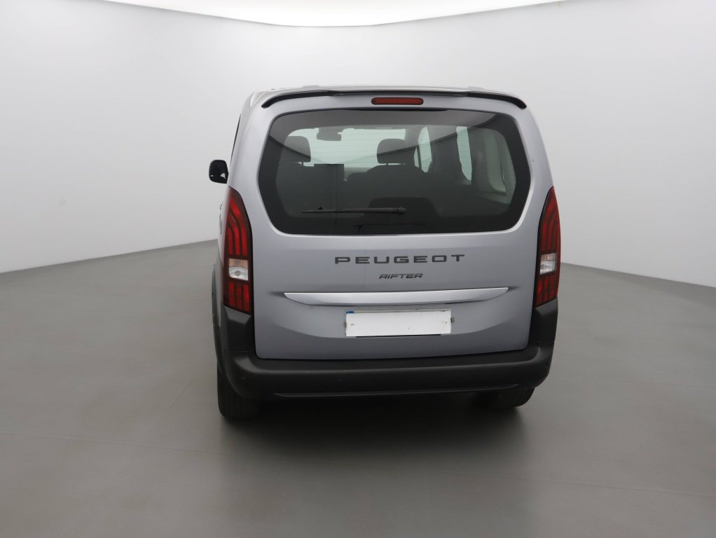PEUGEOT RIFTER TAILLE M – 1.5 BLUEHDI 100CH S&S ALLURE 5 PLACES