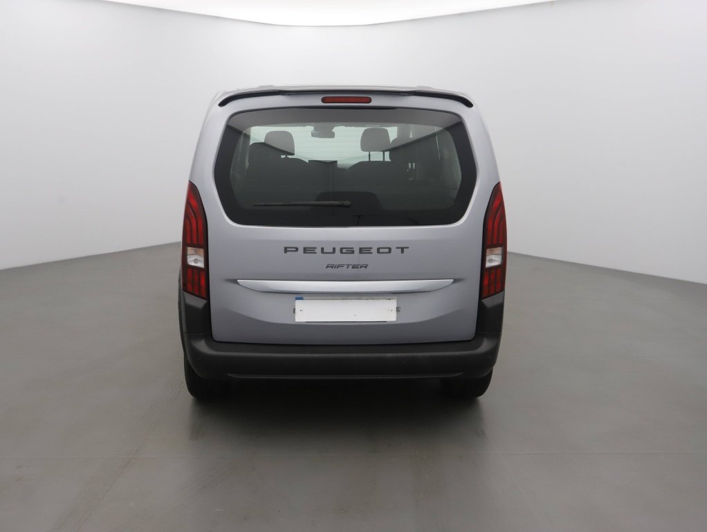 PEUGEOT RIFTER TAILLE M – 1.5 BLUEHDI 100CH S&S ALLURE 5 PLACES
