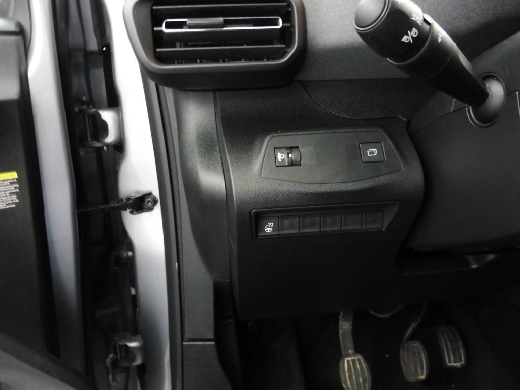 PEUGEOT RIFTER TAILLE M – 1.5 BLUEHDI 100CH S&S ALLURE 5 PLACES