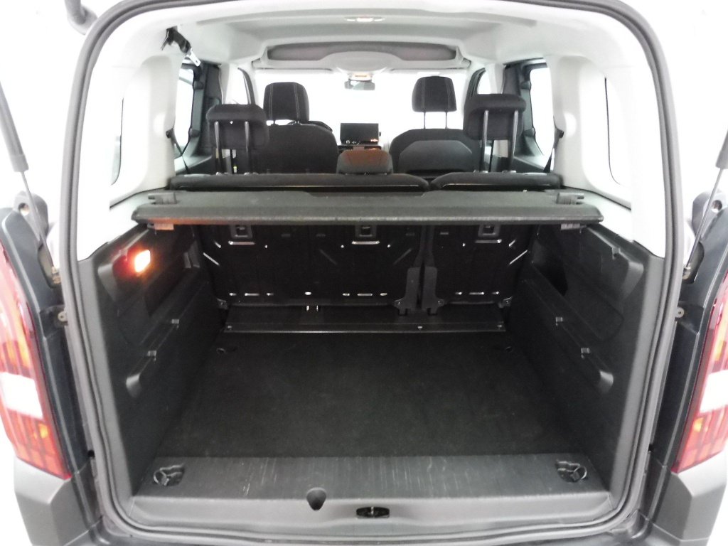 PEUGEOT RIFTER TAILLE M – 1.5 BLUEHDI 100CH S&S ALLURE 5 PLACES