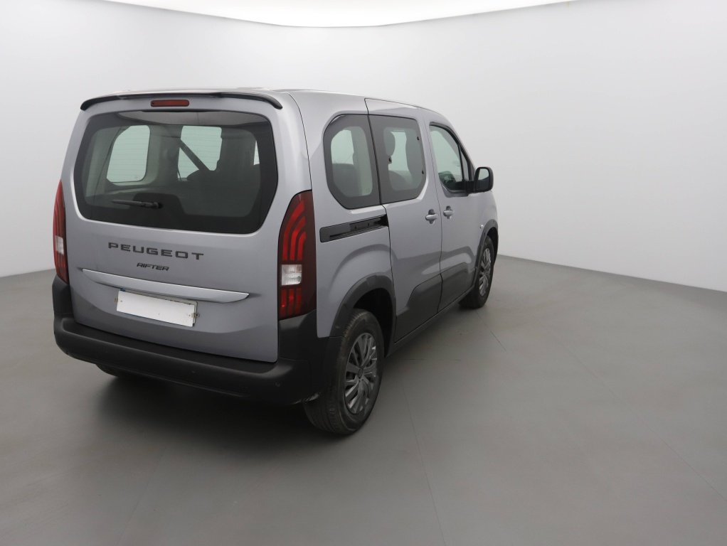 PEUGEOT RIFTER TAILLE M – 1.5 BLUEHDI 100CH S&S ALLURE 5 PLACES