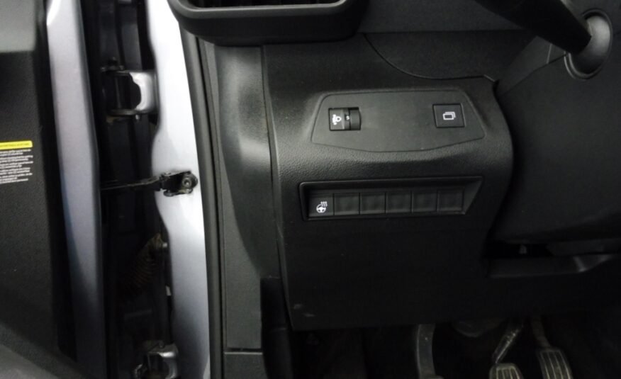PEUGEOT RIFTER TAILLE M – 1.5 BLUEHDI 100CH S&S ALLURE 5 PLACES