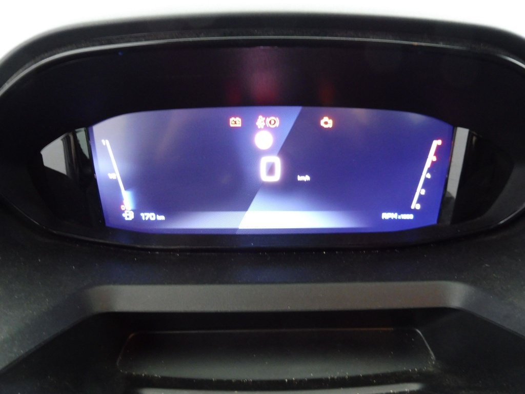 PEUGEOT RIFTER TAILLE M – 1.5 BLUEHDI 100CH S&S ALLURE 5 PLACES