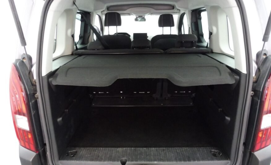 PEUGEOT RIFTER TAILLE M – 1.5 BLUEHDI 100CH S&S ALLURE 5 PLACES