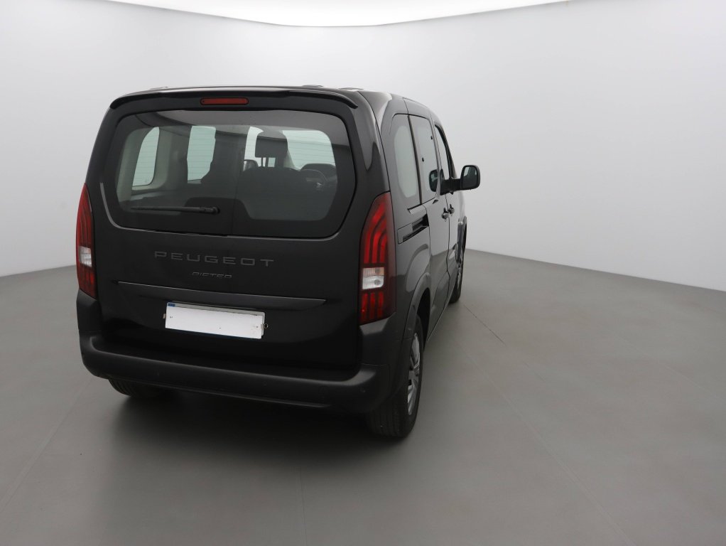 PEUGEOT RIFTER TAILLE M – 1.5 BLUEHDI 100CH S&S ALLURE 5 PLACES