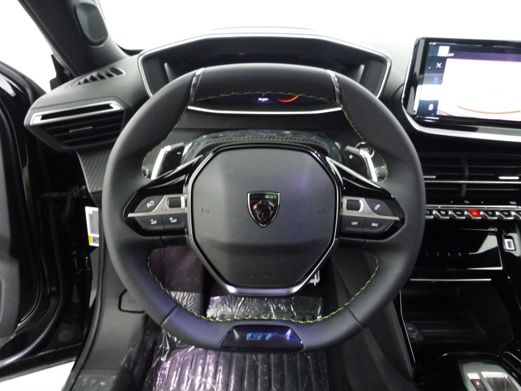 PEUGEOT 2008 1.2 HYBRID 145CH GT E-DCS6