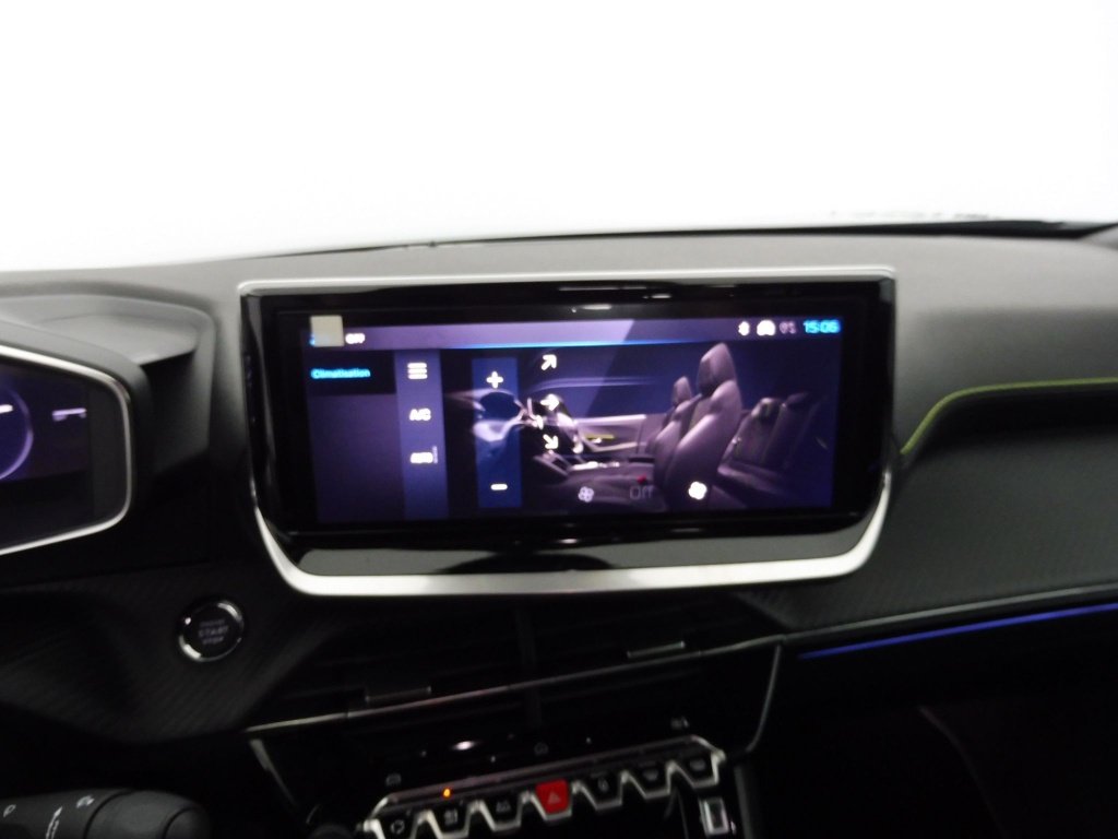 PEUGEOT 2008 1.2 HYBRID 136CH GT E-DCS6