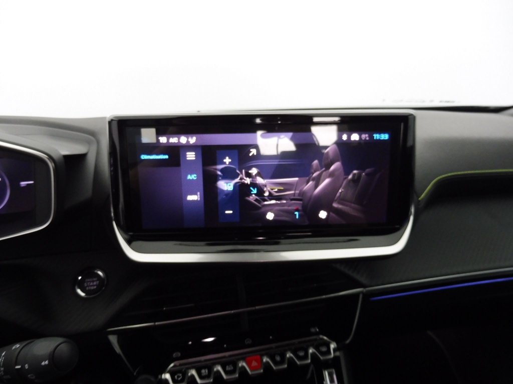 PEUGEOT 2008 1.2 HYBRID 136CH GT E-DCS6