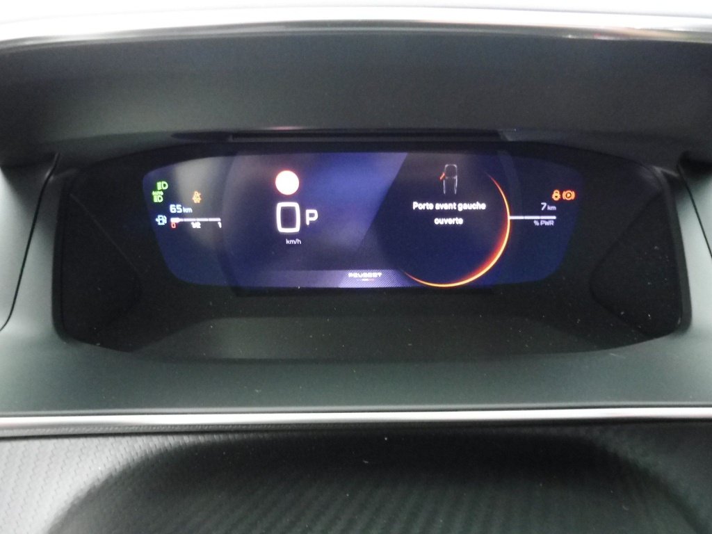 PEUGEOT 2008 1.2 HYBRID 136CH GT E-DCS6