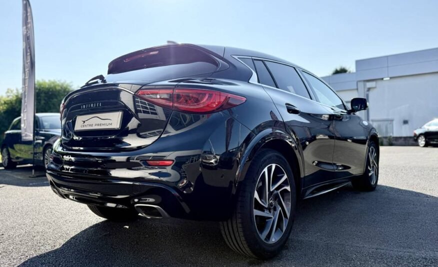 INFINITI Q30 1.6T 122 PREMIUM TECH