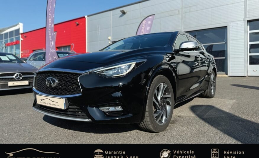 INFINITI Q30 1.6T 122 PREMIUM TECH