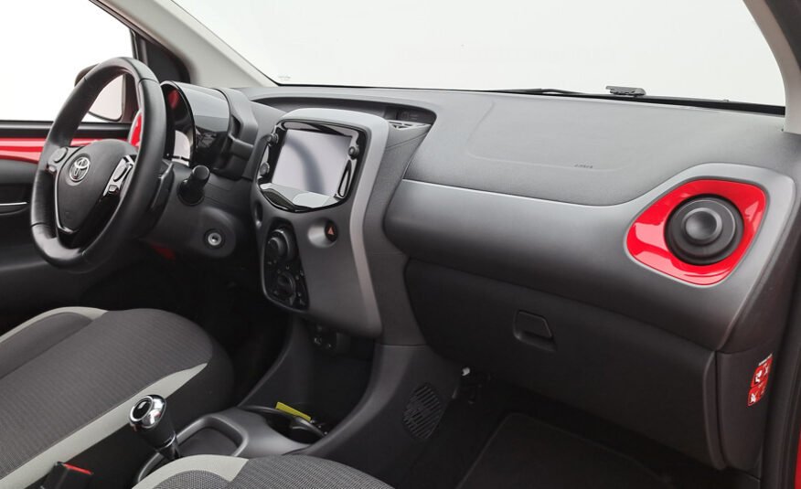 Toyota AYGO 1.0 VVTi 72ch X-PLAY