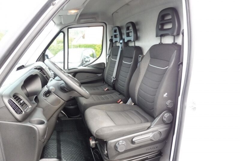 IVECO DAILY 35S FG 35S 12M3 V16 2.3 MJET 156