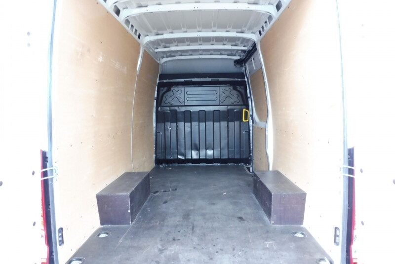 IVECO DAILY 35S FG 35S 12M3 V16 2.3 MJET 156
