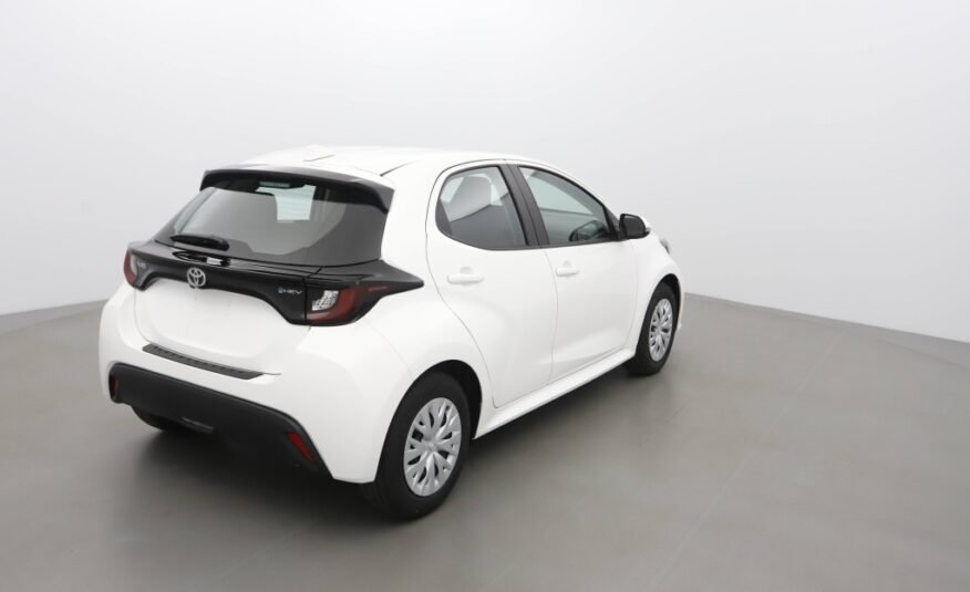 TOYOTA YARIS 116H DYNAMIC 5P MC24