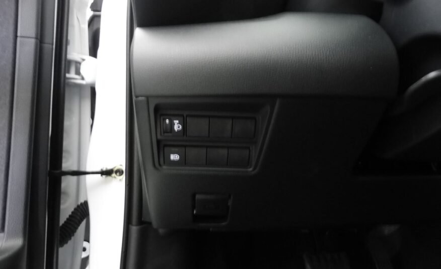 TOYOTA YARIS 116H DYNAMIC 5P MC24