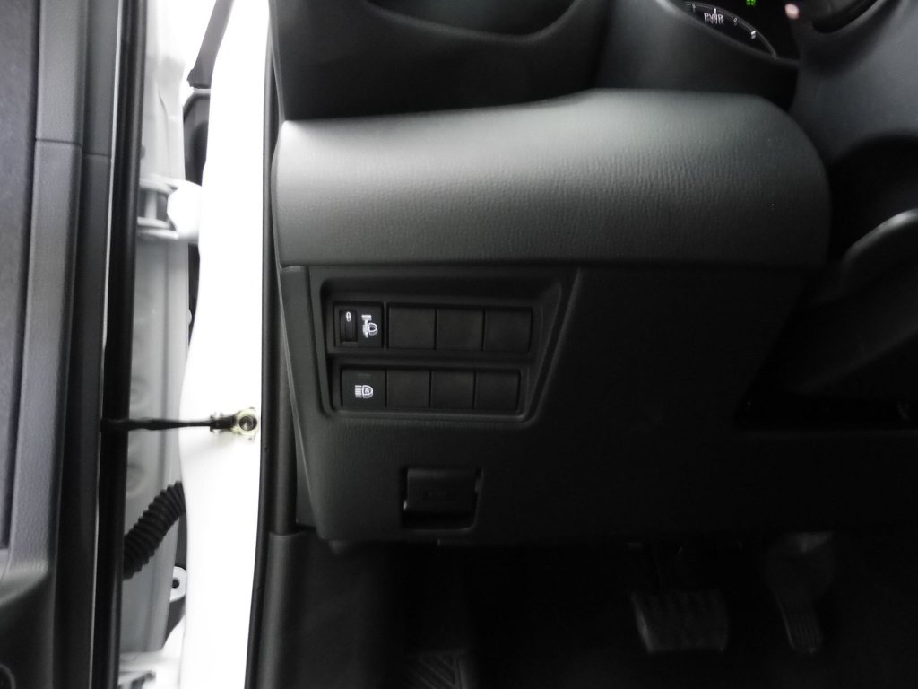 TOYOTA YARIS 116H DYNAMIC 5P MC24
