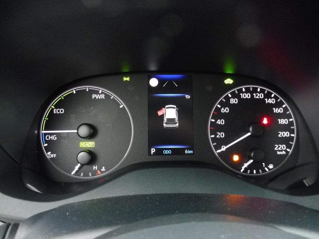 TOYOTA YARIS 116H DYNAMIC 5P MC24