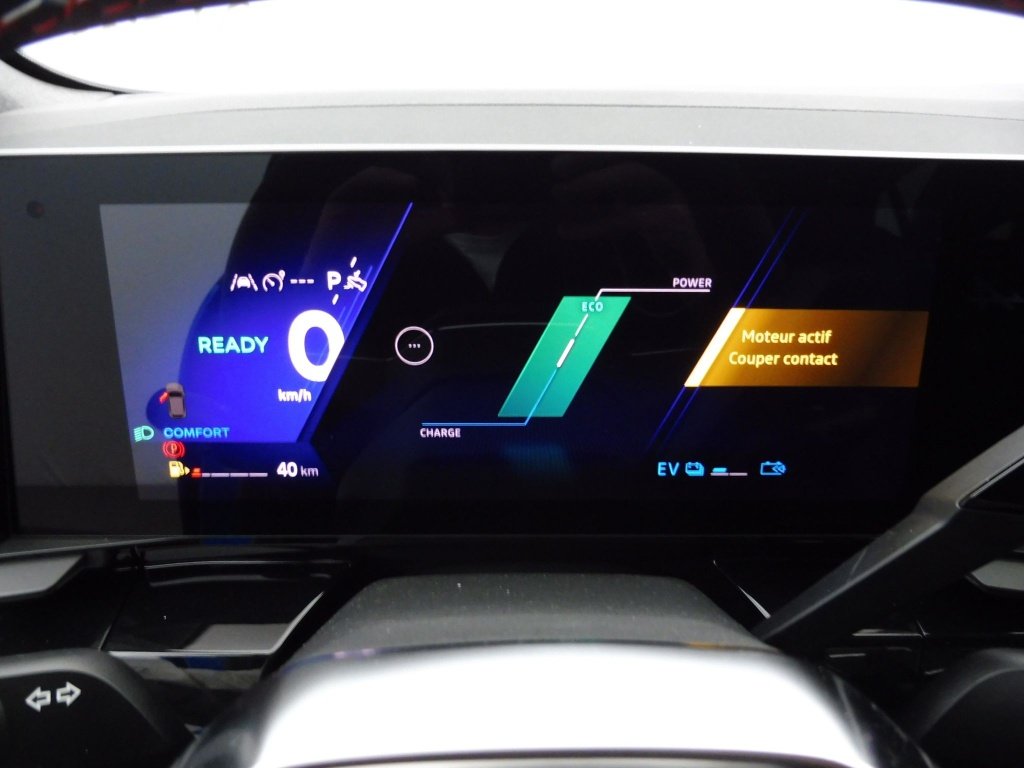 RENAULT RAFALE 1.2 E-TECH FULL HYBRID 200CH ESPRIT ALPINE – 25