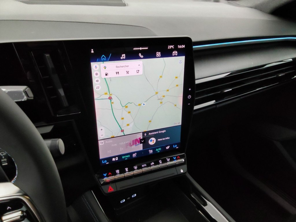 RENAULT RAFALE 1.2 E-TECH FULL HYBRID 200CH ESPRIT ALPINE – 25