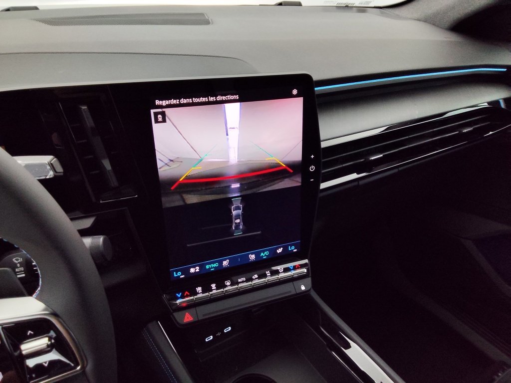 RENAULT RAFALE 1.2 E-TECH FULL HYBRID 200CH ESPRIT ALPINE – 25
